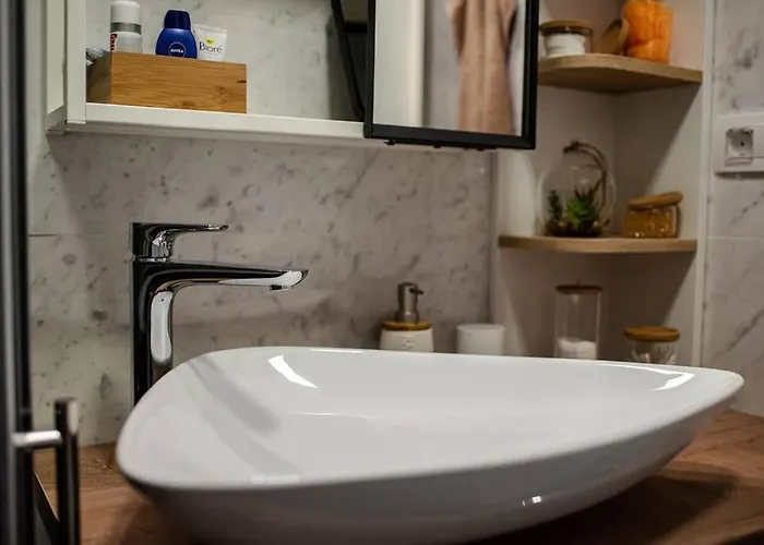 Warehouse * زادار