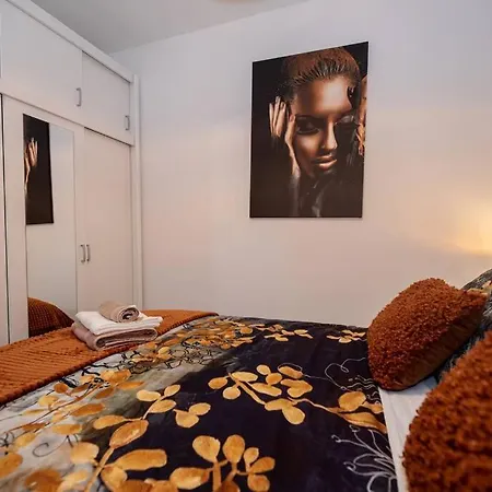 Apartment Warehouse *